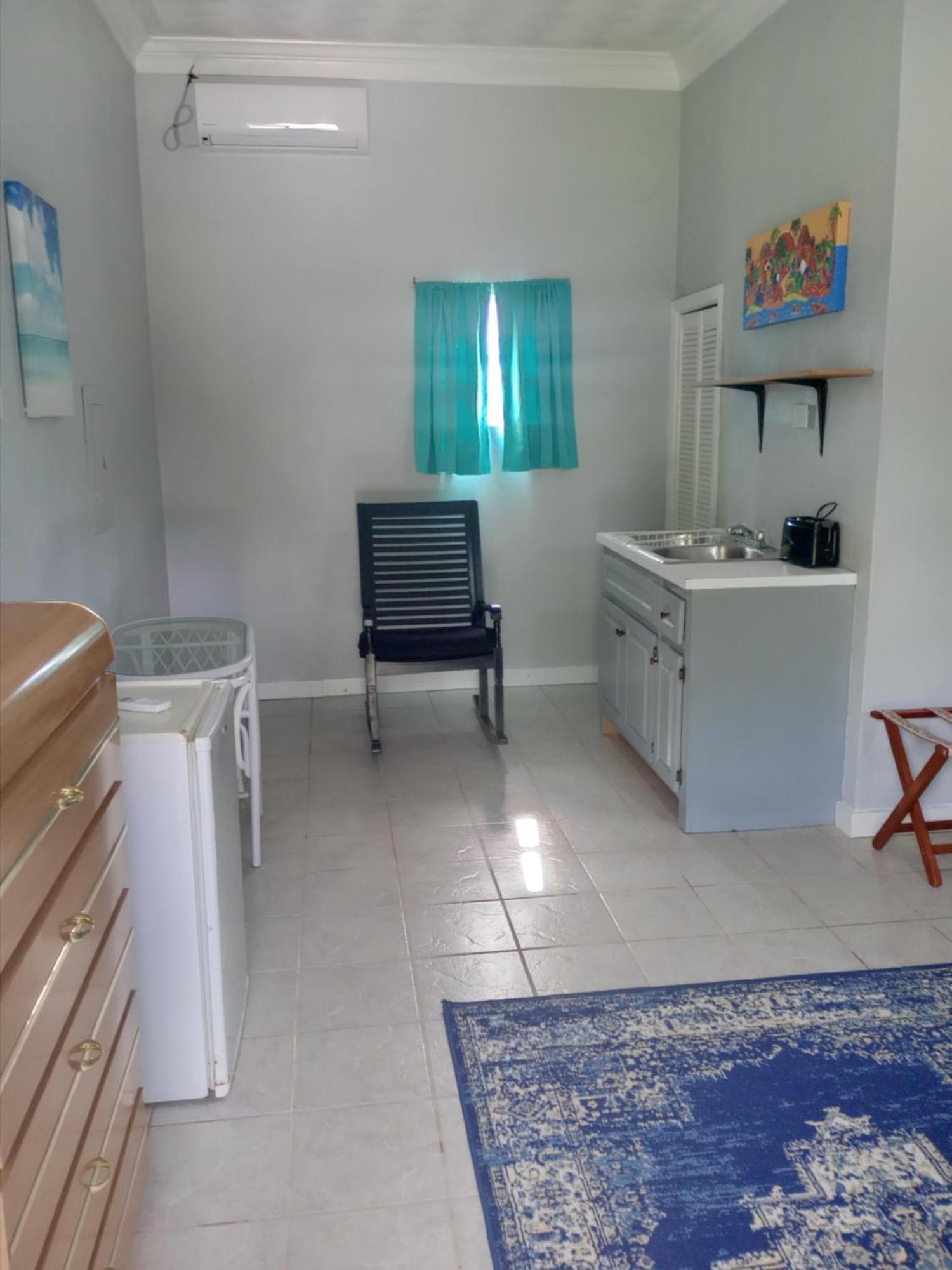Surfers Manor Motel Gregory Town Bagian luar foto